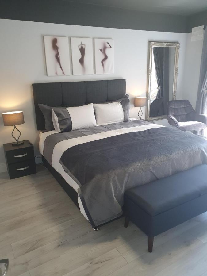 River View Apartment Suite Cork Kültér fotó